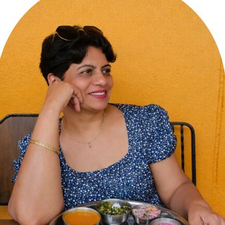 Amelia, host